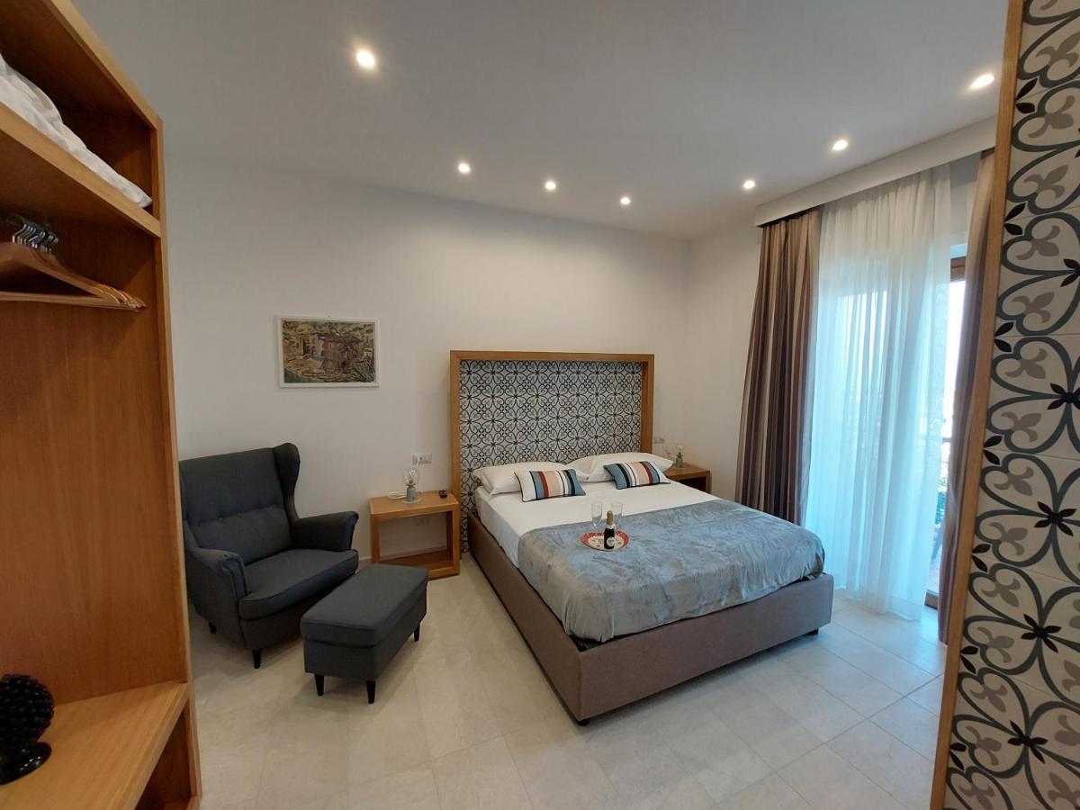 Mistral Luxury Suites Sorrento Kültér fotó