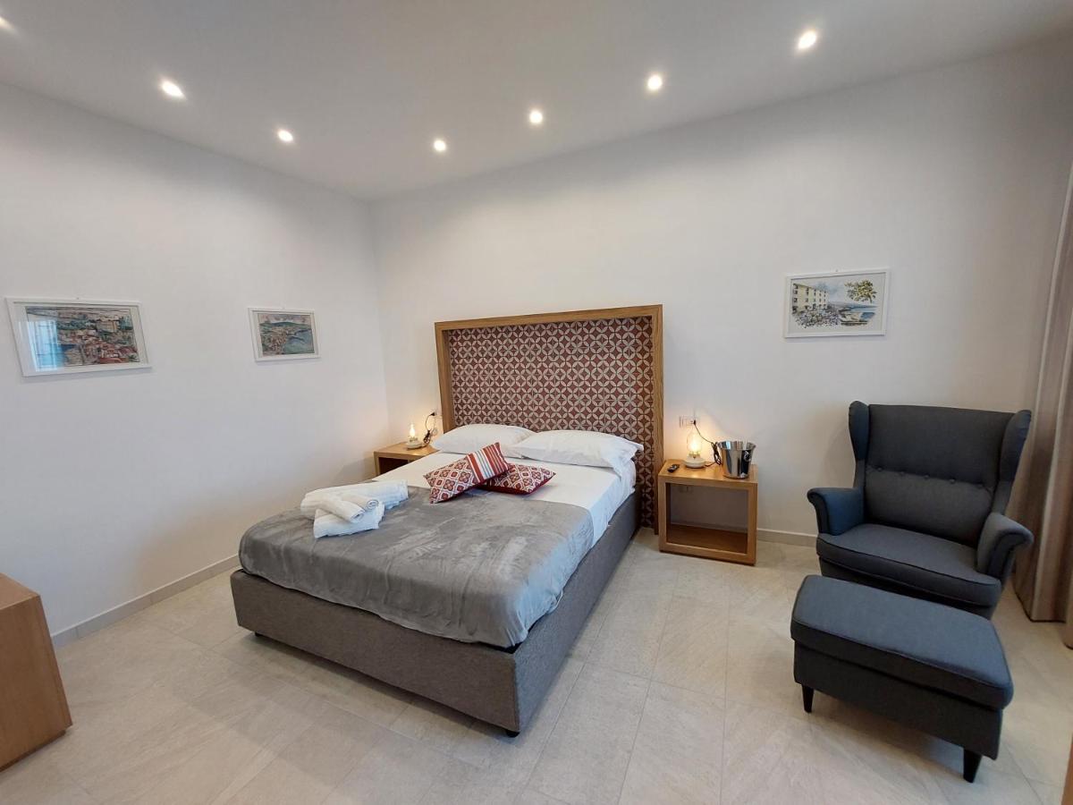 Mistral Luxury Suites Sorrento Kültér fotó