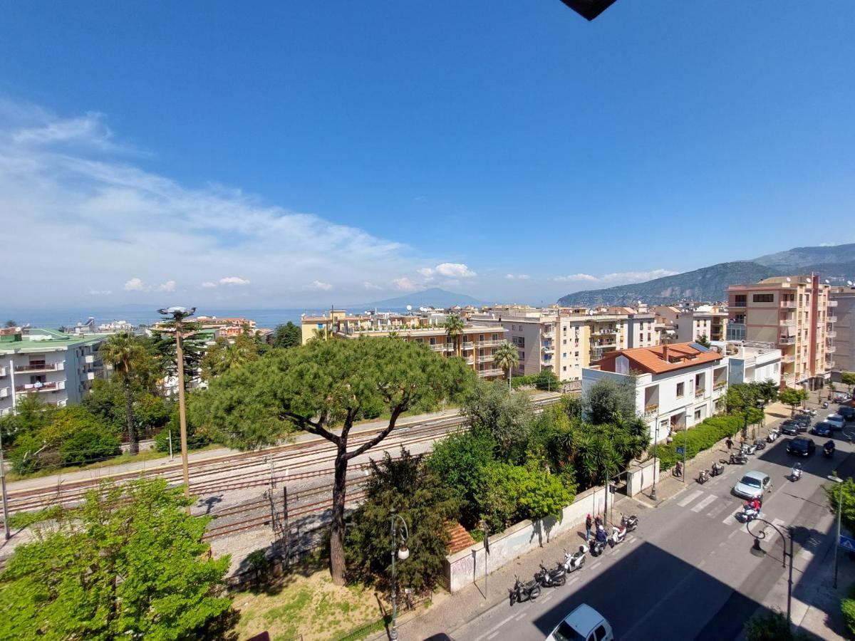 Mistral Luxury Suites Sorrento Kültér fotó